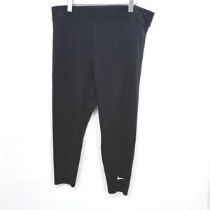 Nike Dri-FIT Cropped Leggings Womens 1X Activewear Athleisure Workout